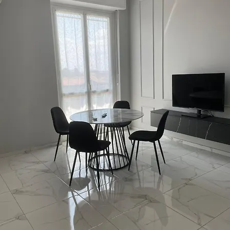 Lejlighed Luxury 100 Mq A Stone's Throw From The Duomo Milano