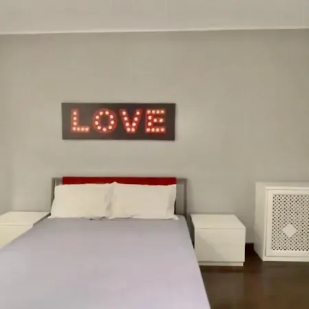 Luxury 100 Mq A Stone's Throw From The Duomo Milán